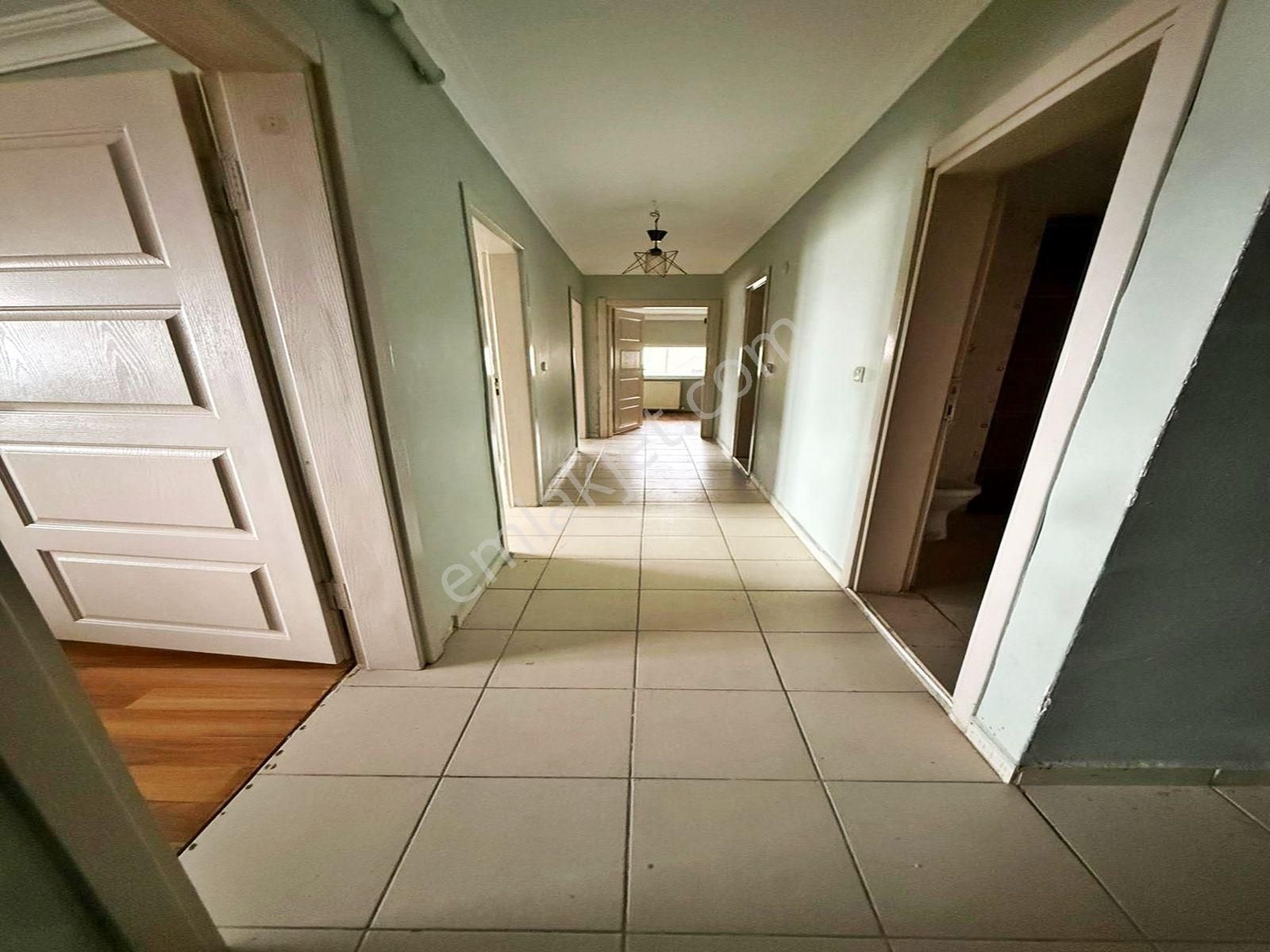 Mehterçeşme Merkezde 260m² 4+2 Balkonlu Teraslı Fırsat Dubleks - Görsel 27