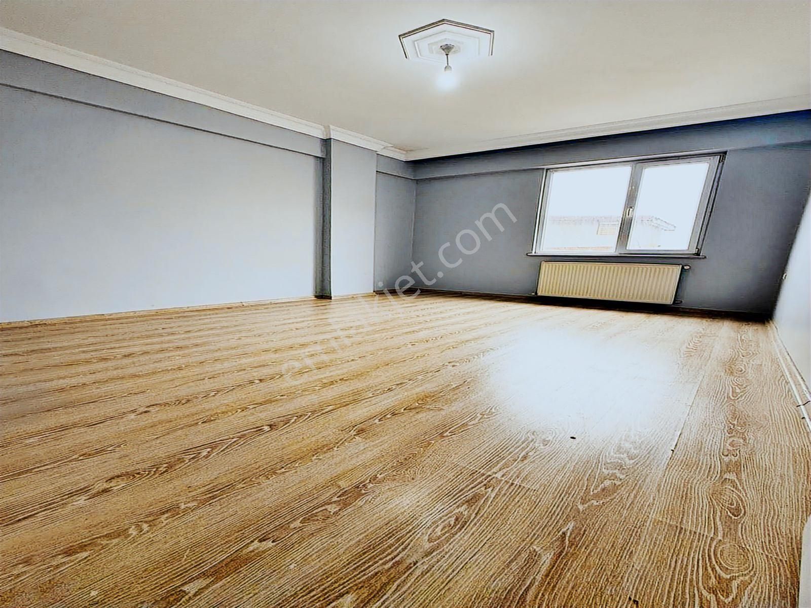 Mehterçeşme Merkezde 260m² 4+2 Balkonlu Teraslı Fırsat Dubleks - Görsel 11