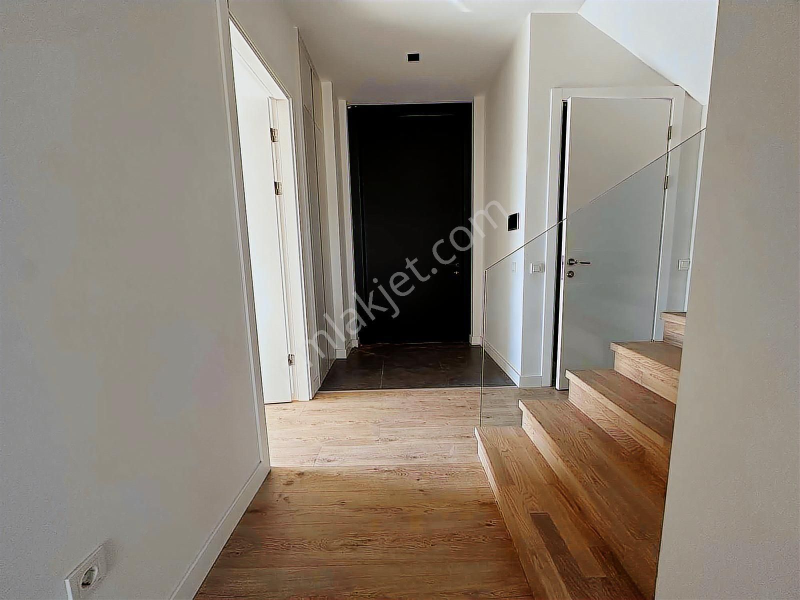 Ermenek'te Site İçinde 4+1 Müthiş Kiralık Villa - Görsel 28