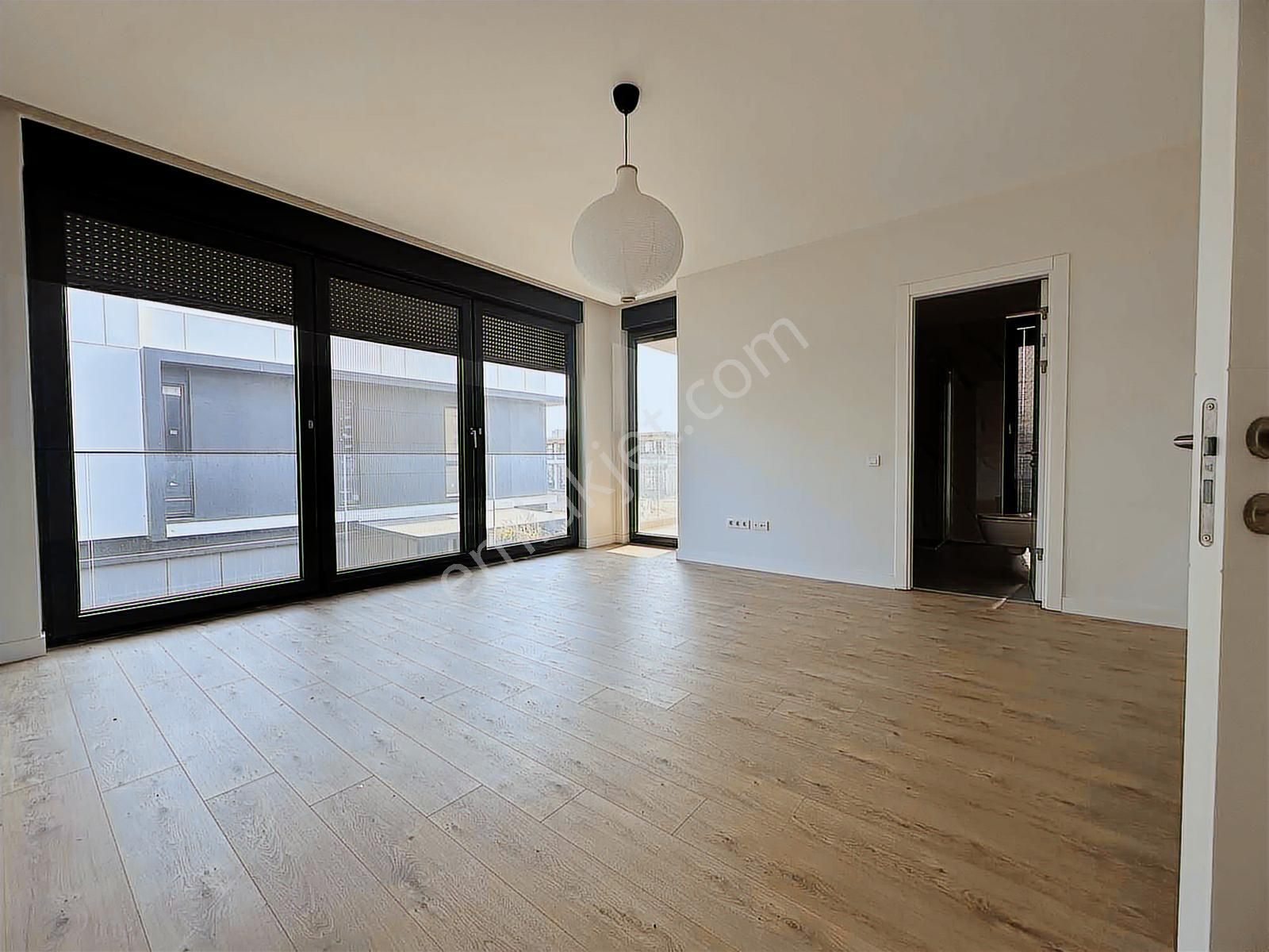 Ermenek'te Site İçinde 4+1 Müthiş Kiralık Villa - Görsel 6