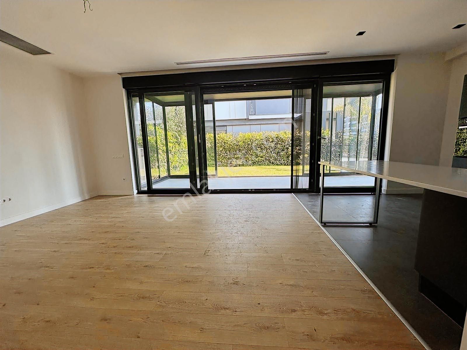 Ermenek'te Site İçinde 4+1 Müthiş Kiralık Villa - Görsel 23