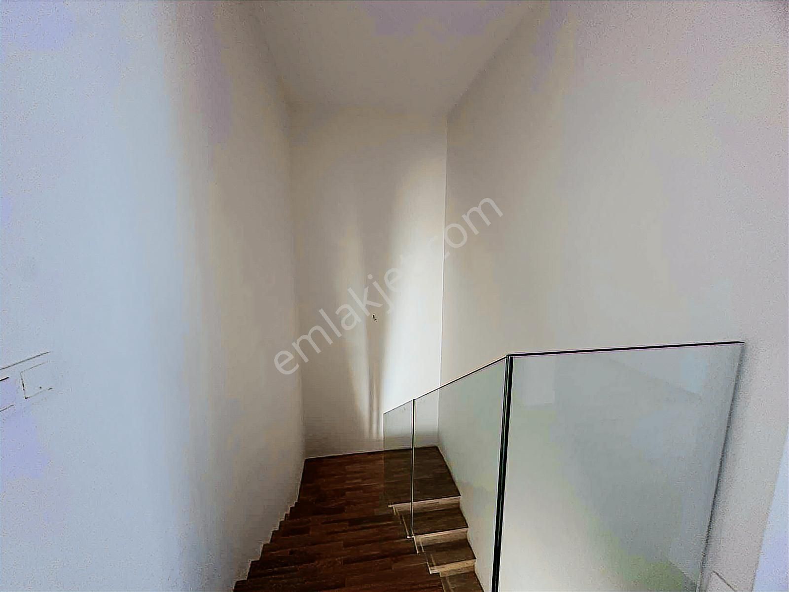 Ermenek'te Site İçinde 4+1 Müthiş Kiralık Villa - Görsel 29