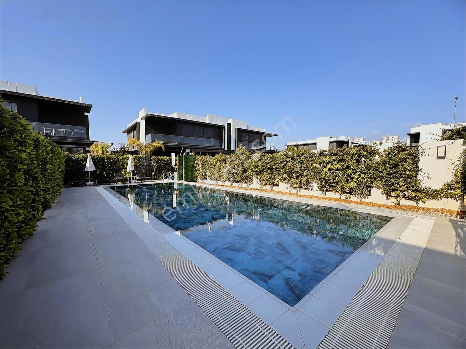 Ermenek'te Site İçinde 4+1 Müthiş Kiralık Villa - Görsel 14