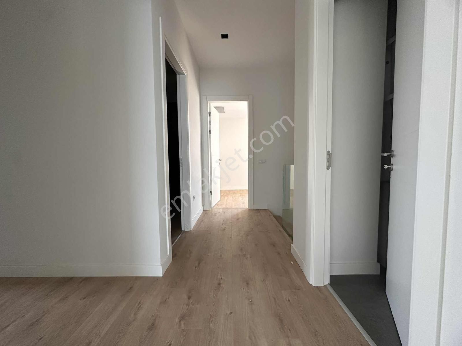 Ermenek'te Site İçinde 4+1 Müthiş Kiralık Villa - Görsel 13