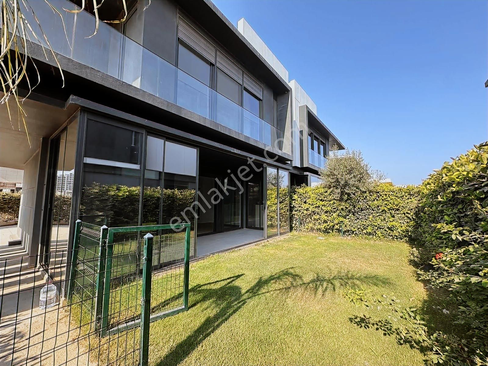 Ermenek'te Site İçinde 4+1 Müthiş Kiralık Villa