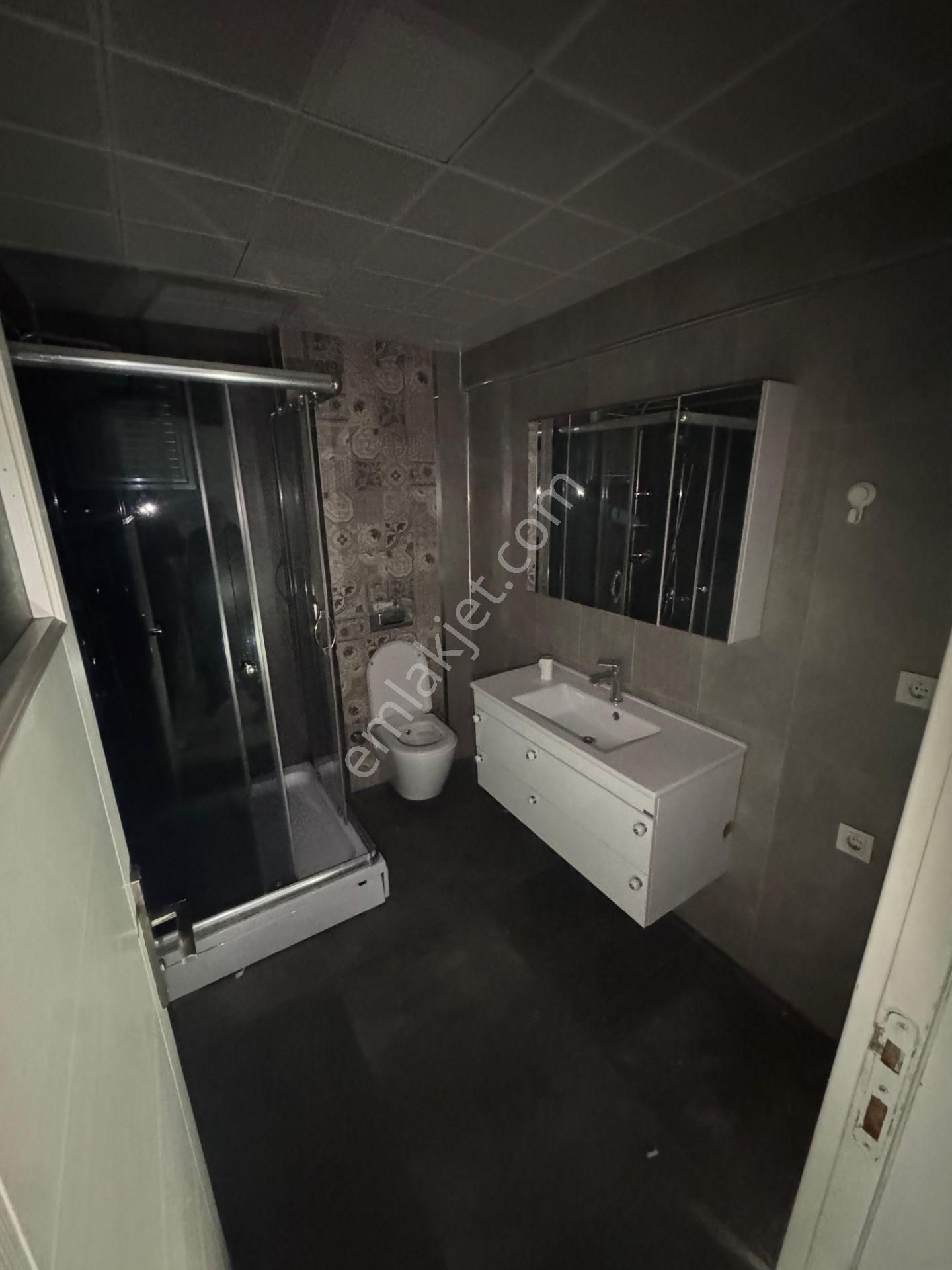 Zeytinburnu Kiralık Sümer Mah Güvenlikli Çift Asansörlü Otoparklı Sitede 3+1 Daire - Görsel 12