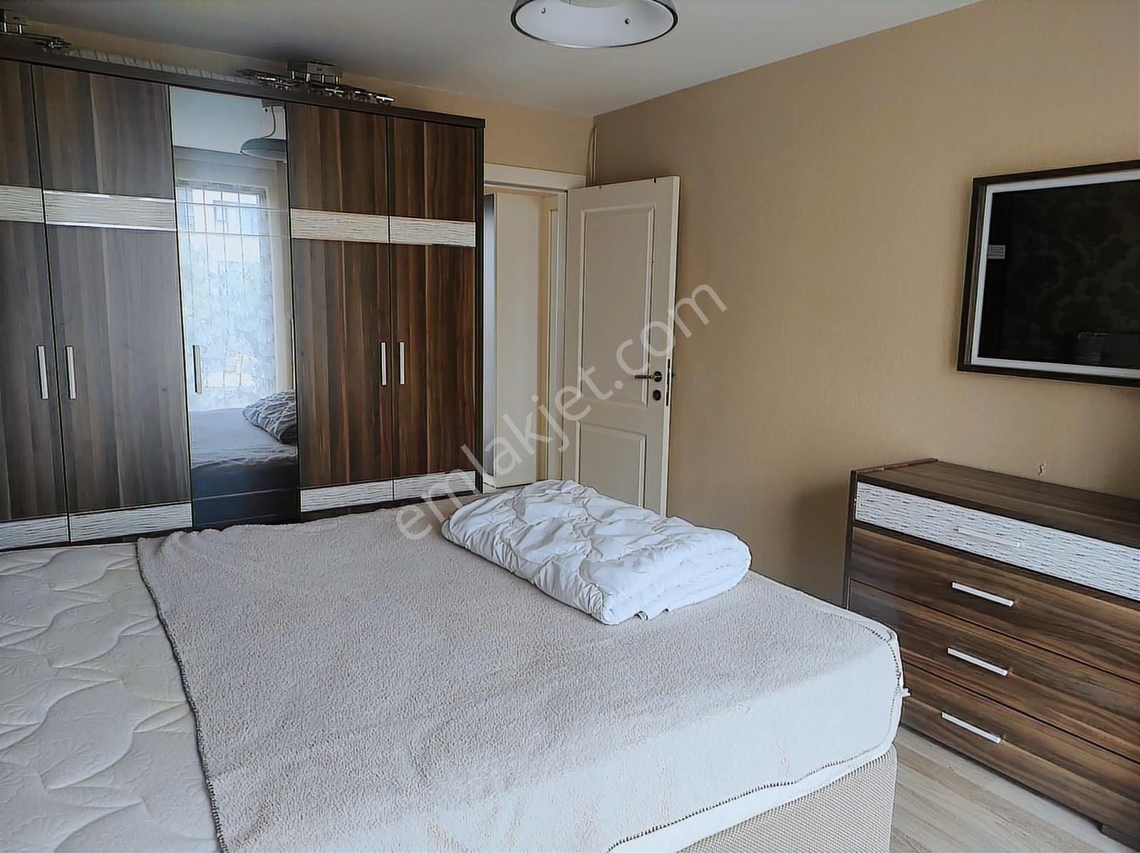 İncek Tek Yapı'da Katta,bakımlı,mobilyalı,hazır Kiracılı 1+1 - Görsel 16