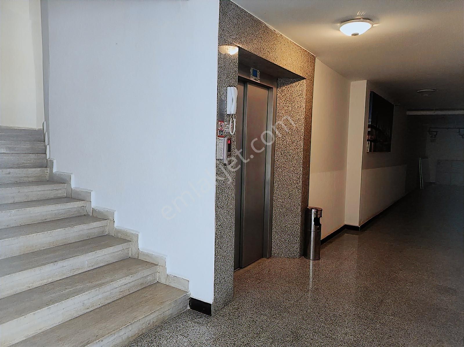 İncek Tek Yapı'da Katta,bakımlı,mobilyalı,hazır Kiracılı 1+1 - Görsel 25