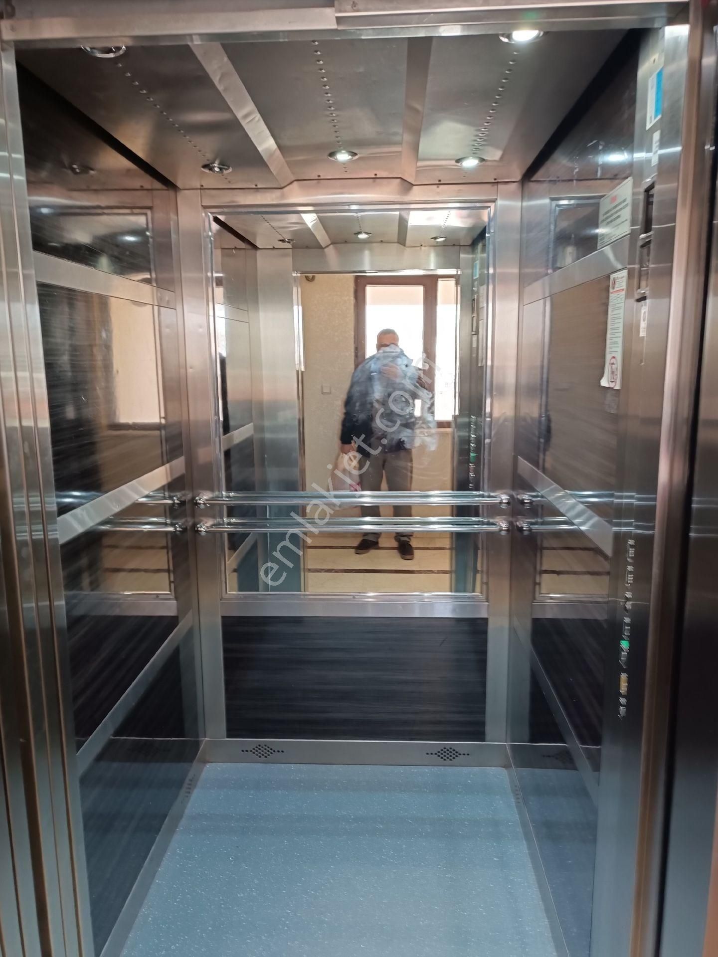 Sahibinden İlkyerleşim'de Site İçinde 3+1 Daire - Görsel 13