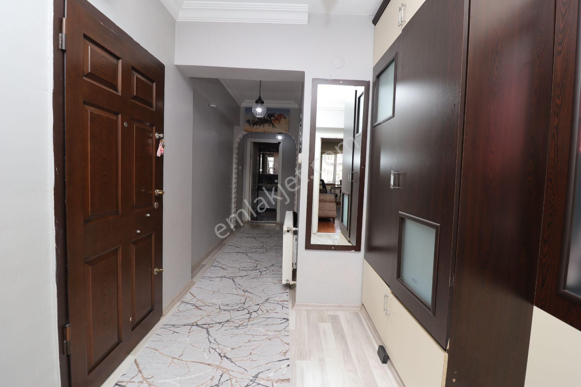 Akif'ten Topçu'da 3+1 Trene Ve Caddeye Yakın Satılık Daire - Görsel 21