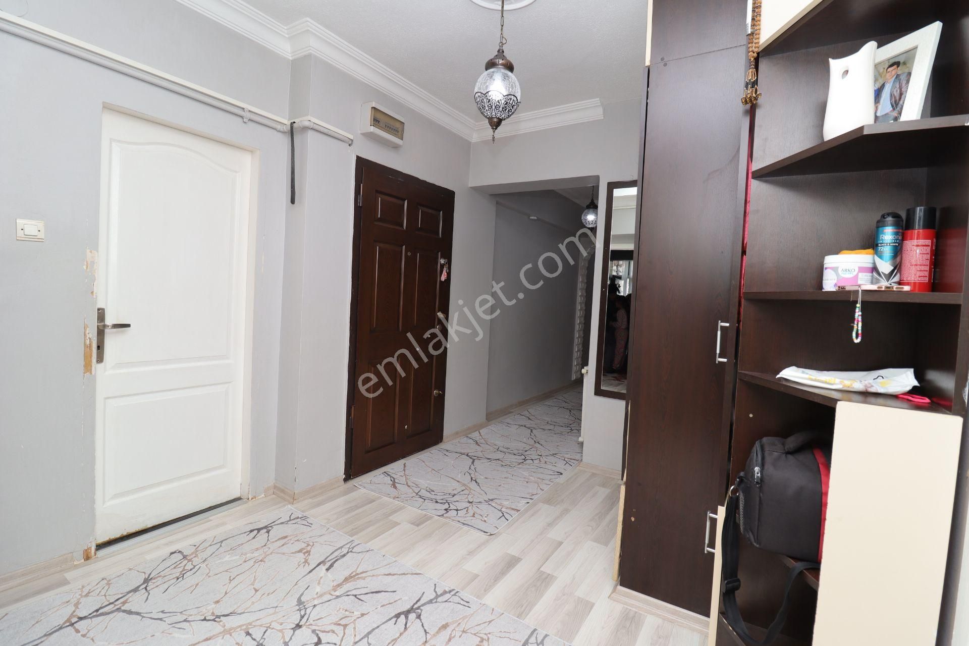 Akif'ten Topçu'da 3+1 Trene Ve Caddeye Yakın Satılık Daire - Görsel 22