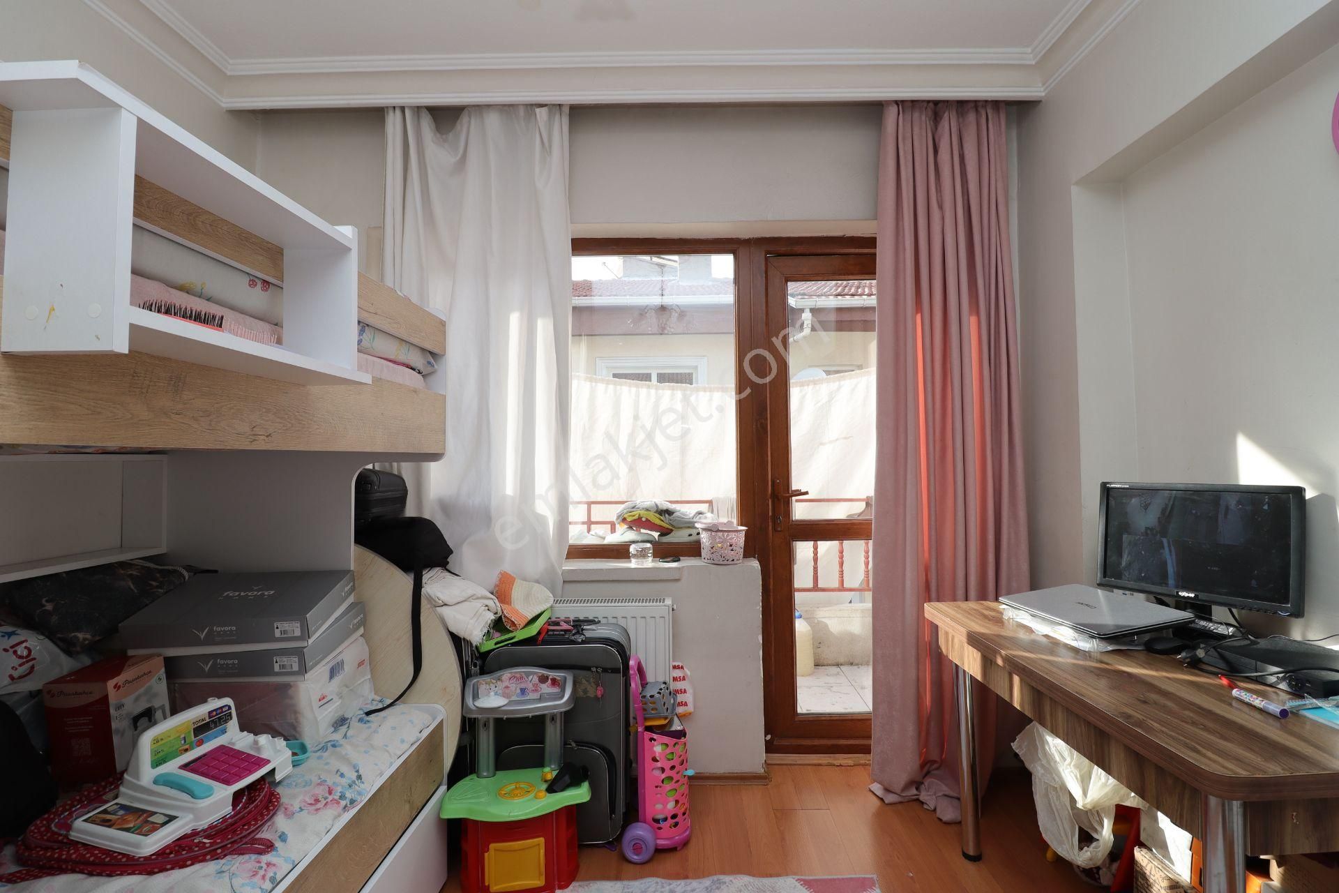 Akif'ten Topçu'da 3+1 Trene Ve Caddeye Yakın Satılık Daire - Görsel 10