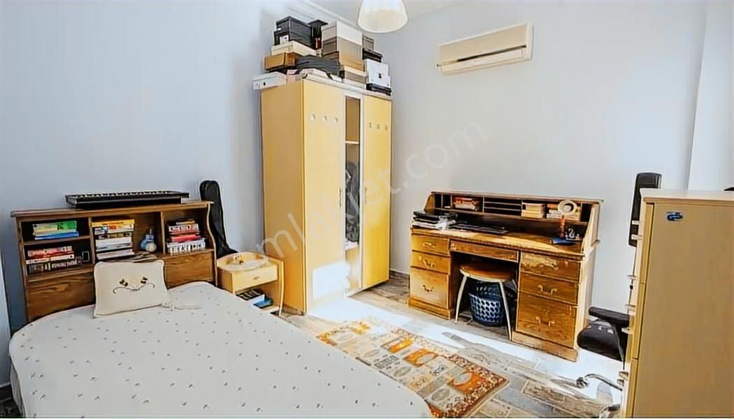 Altıevlerde Denize Yürüme Mesafesinde Havuzlu Müstakil Villa - Görsel 28