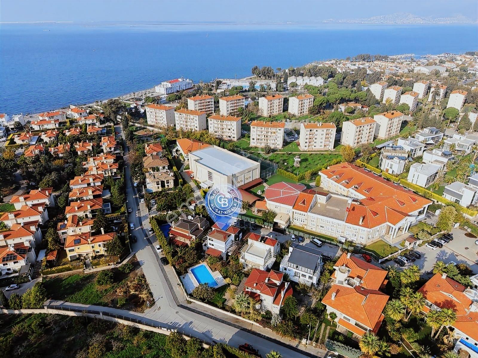 Altıevlerde Denize Yürüme Mesafesinde Havuzlu Müstakil Villa - Görsel 29