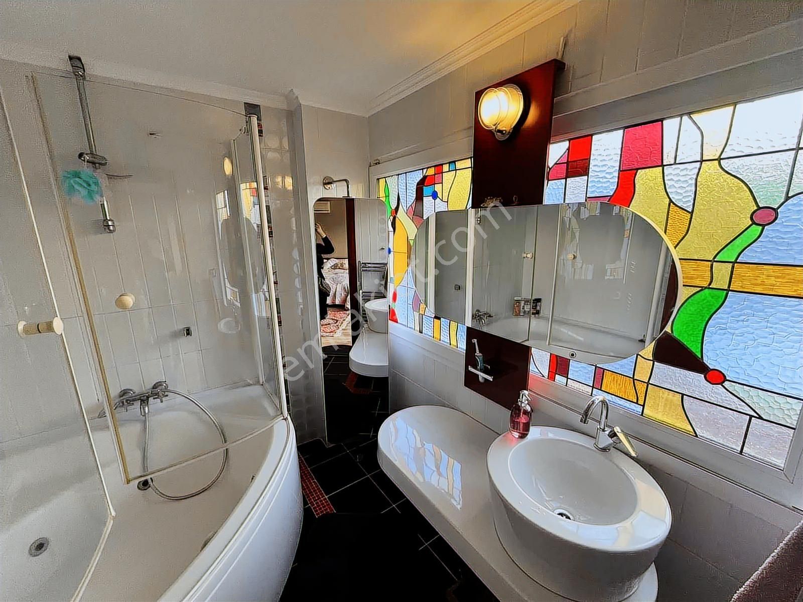 Altıevlerde Denize Yürüme Mesafesinde Havuzlu Müstakil Villa - Görsel 20