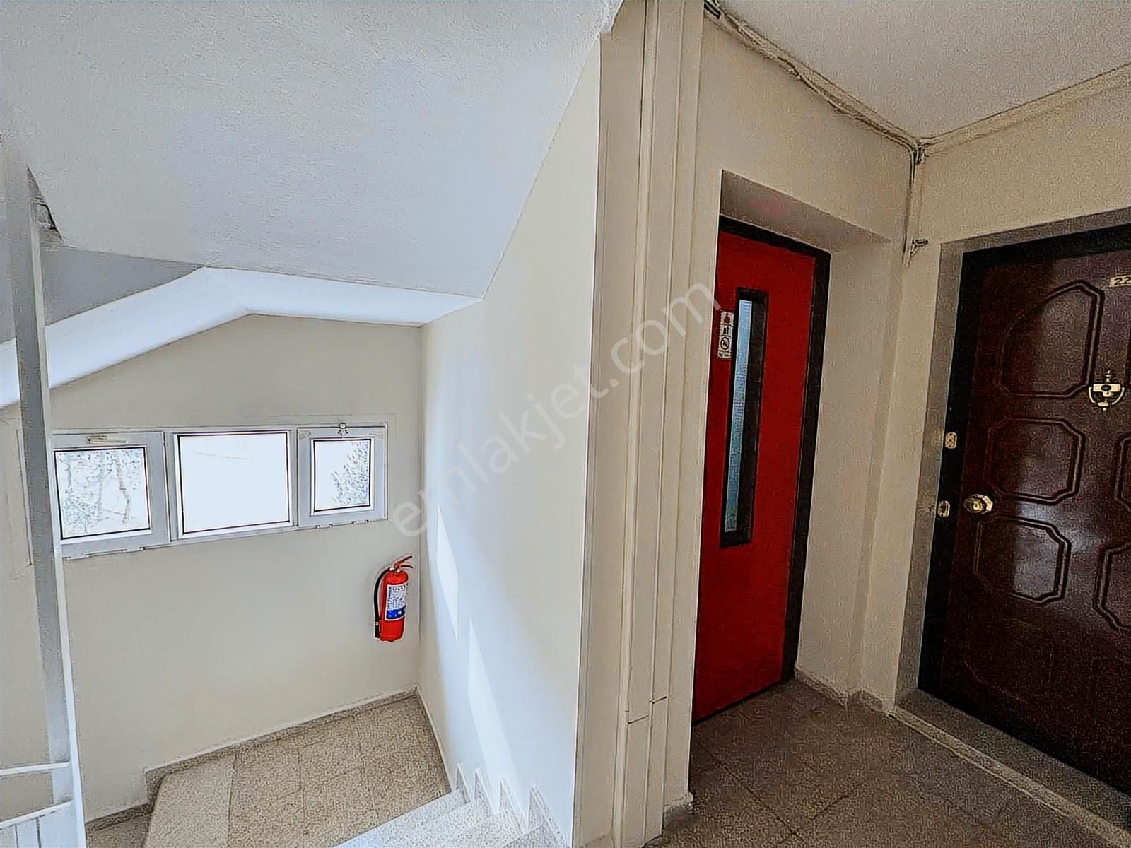 Narlıderede Site İçinde Otoparklı Asansörlü 1+1 Kiralık Daire - Görsel 14