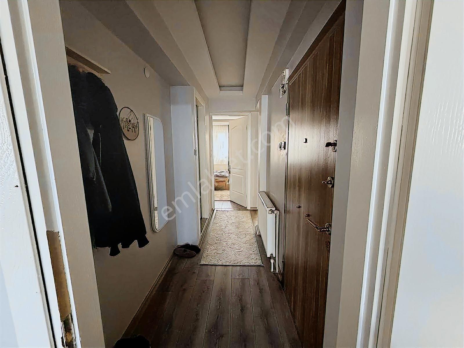 Betonyol Yakını Deniz Manzaralı 2+1 Satılık Daire - Görsel 9