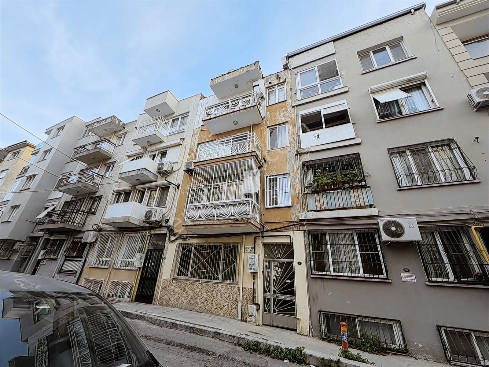 Betonyol Yakını Deniz Manzaralı 2+1 Satılık Daire - Görsel 17