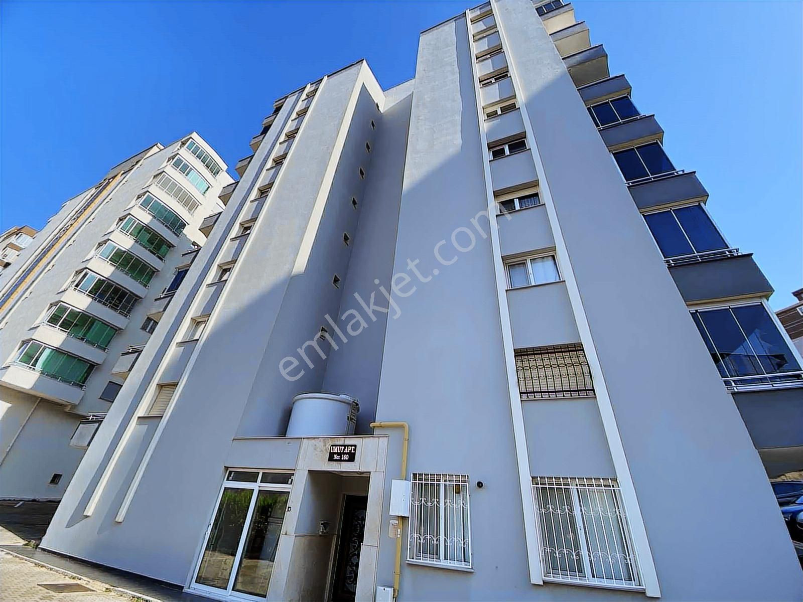 Narlıderede Site İçinde Otoparklı Deniz Manzaralı Kiralık Daire - Görsel 4