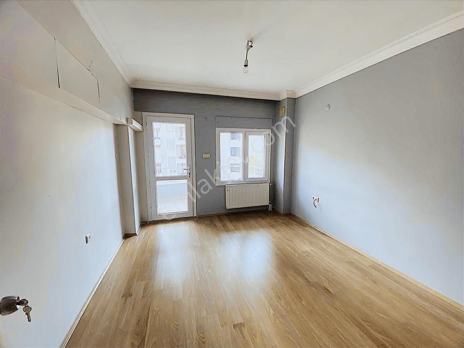 Narlıderede Site İçinde Otoparklı Deniz Manzaralı Kiralık Daire - Görsel 9