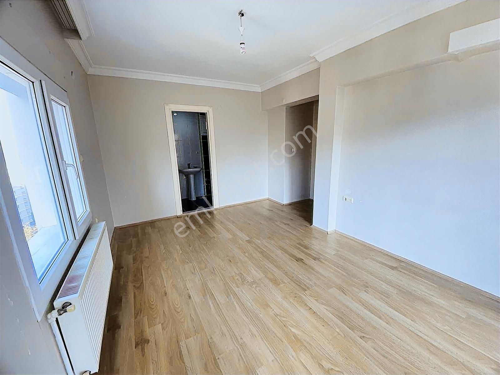 Narlıderede Site İçinde Otoparklı Deniz Manzaralı Kiralık Daire - Görsel 18