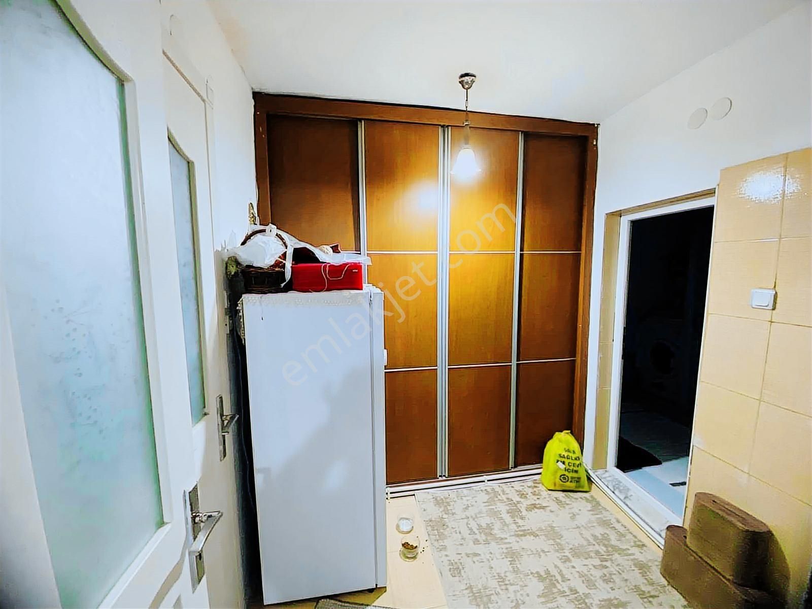 Buca Gediz Üç Katlı Müstakil Ev - Görsel 14