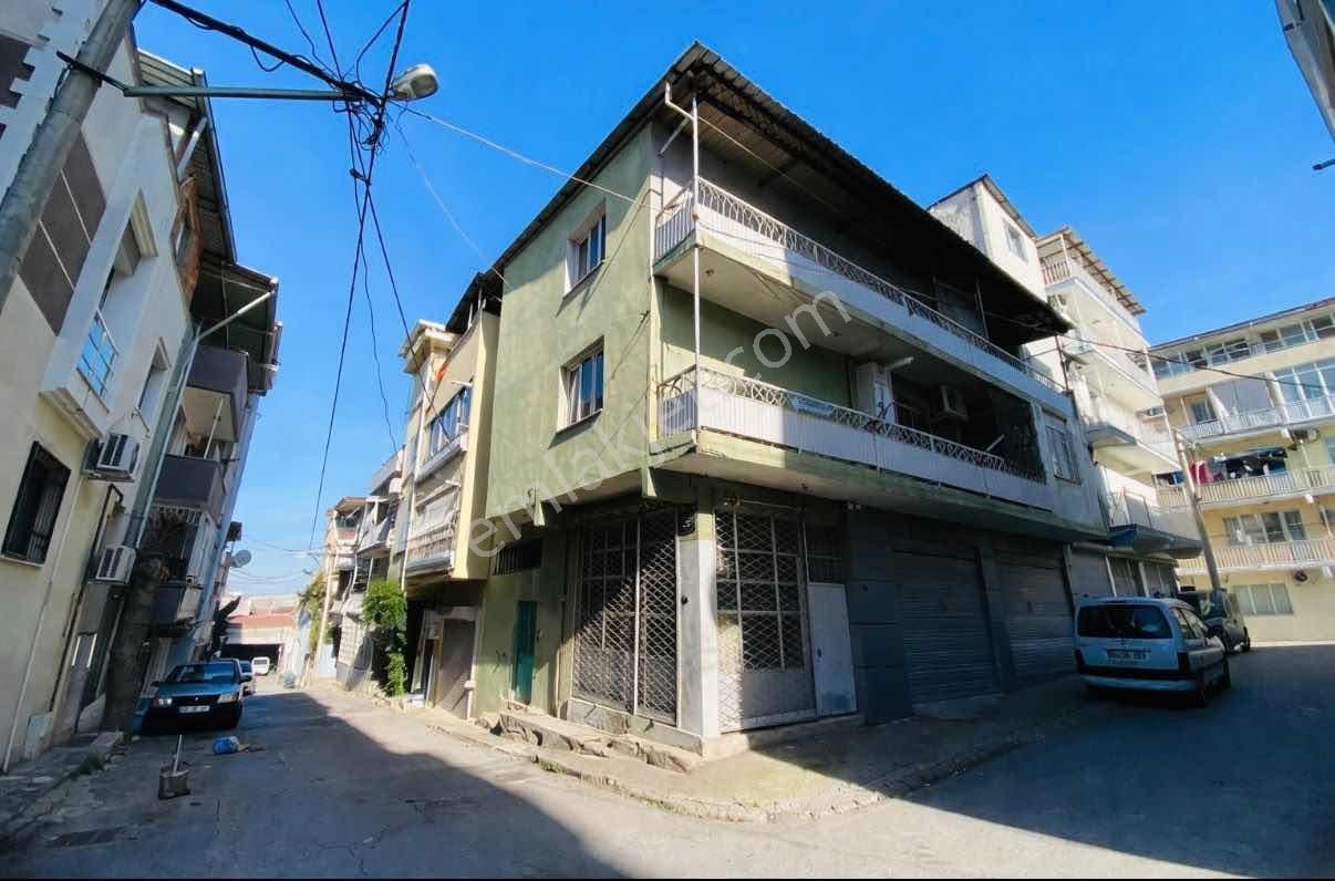 Buca Gediz Üç Katlı Müstakil Ev - Görsel 5