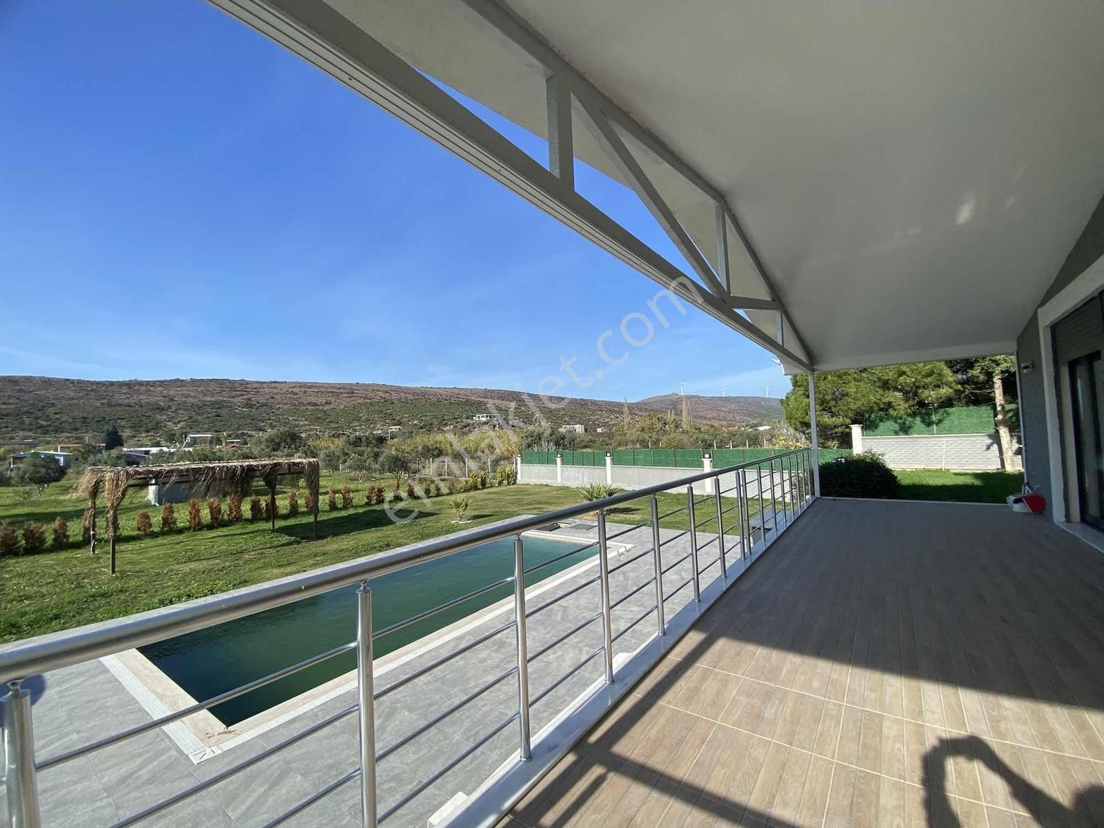 Urla Zeytineli Köyünde Denize 600m Mesafede Satılık Tarla - Görsel 6