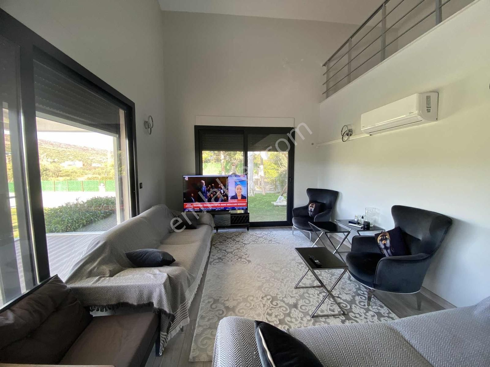 Urla Zeytineli Köyünde Denize 600m Mesafede Satılık Tarla - Görsel 7