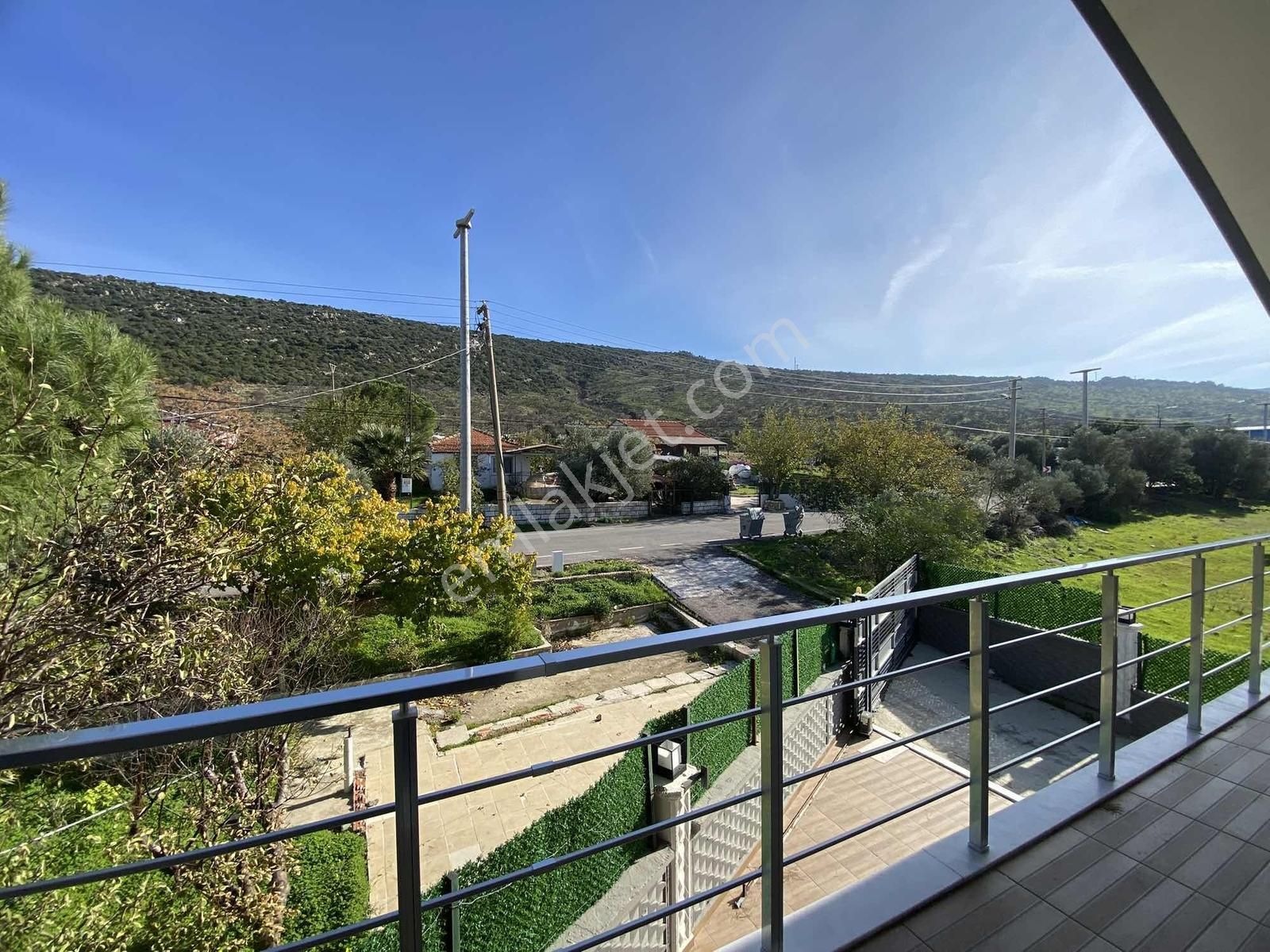 Urla Zeytineli Köyünde Denize 600m Mesafede Satılık Tarla - Görsel 9