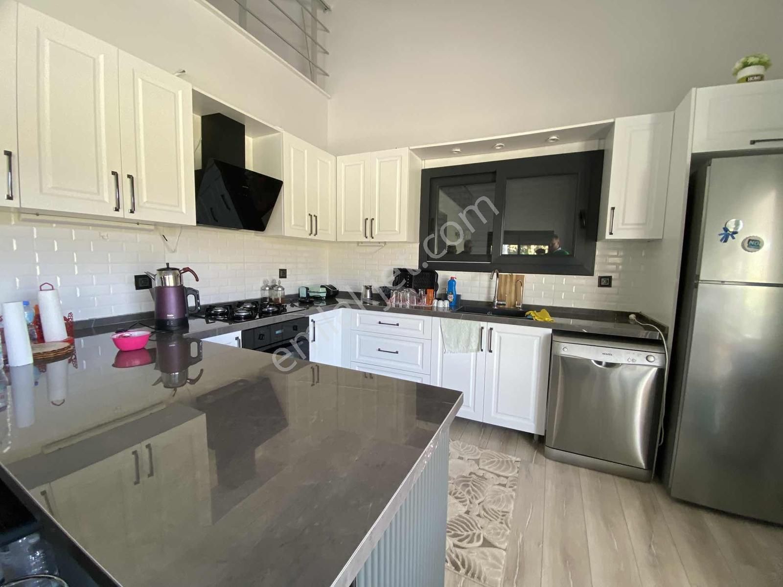 Urla Zeytineli Köyünde Denize 600m Mesafede Satılık Tarla - Görsel 8