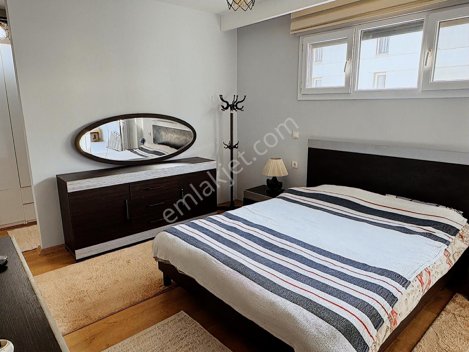 Seferihisar Camikebir De Aile Yaşamına Uygun Geniş Dubleks Daire - Görsel 3