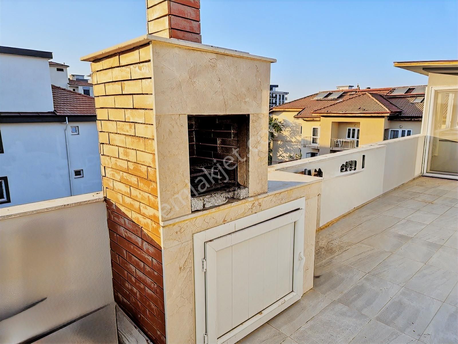 Seferihisar Camikebir De Aile Yaşamına Uygun Geniş Dubleks Daire - Görsel 35