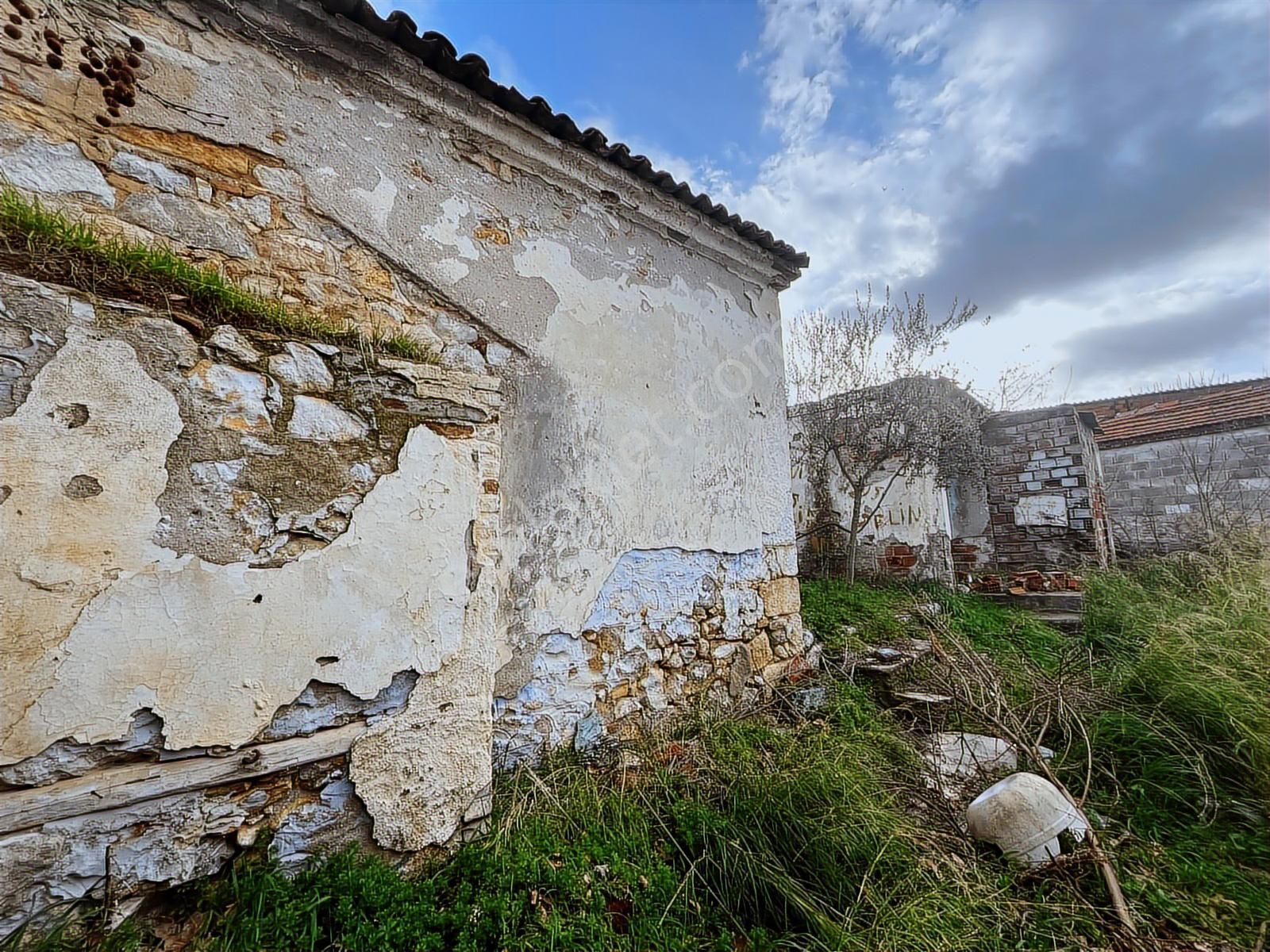 Bergama Zeytindağ Satılık Müstakil Taş Ev Ve Arsası - Görsel 9