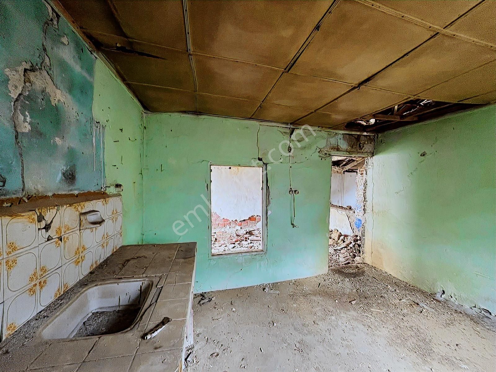 Bergama Zeytindağ Satılık Müstakil Taş Ev Ve Arsası - Görsel 3