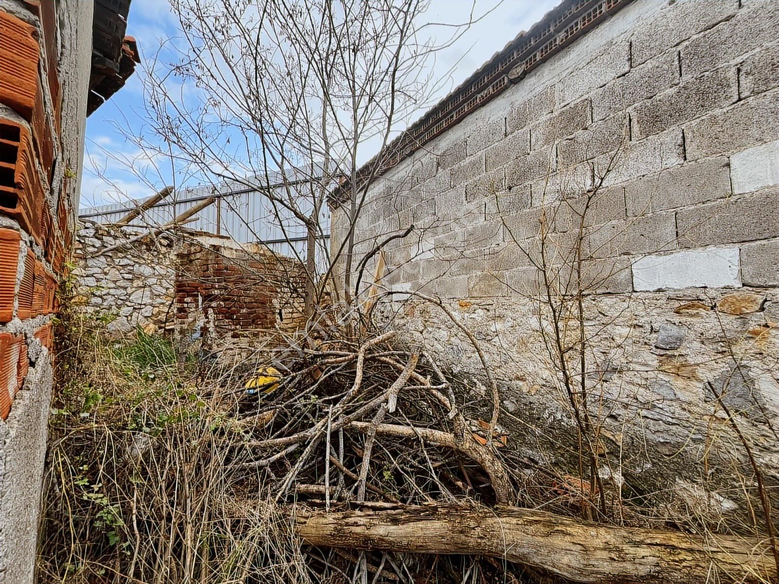 Bergama Zeytindağ Satılık Müstakil Taş Ev Ve Arsası - Görsel 27