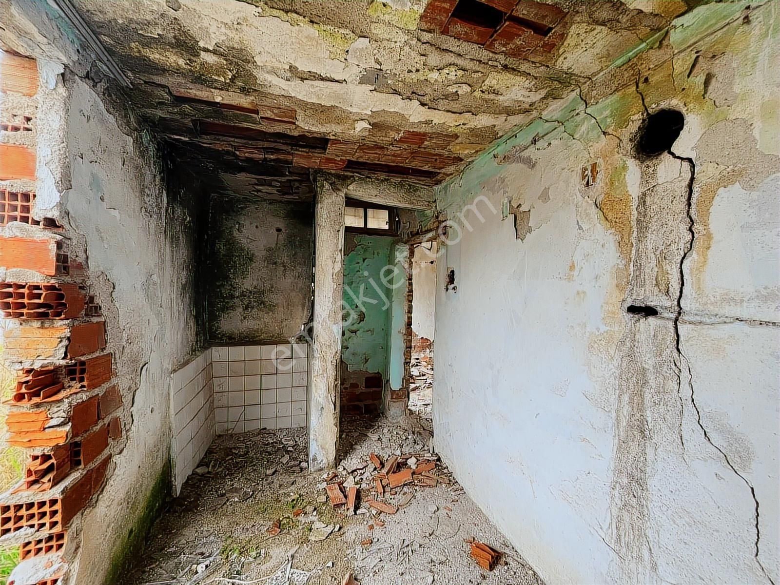 Bergama Zeytindağ Satılık Müstakil Taş Ev Ve Arsası - Görsel 7