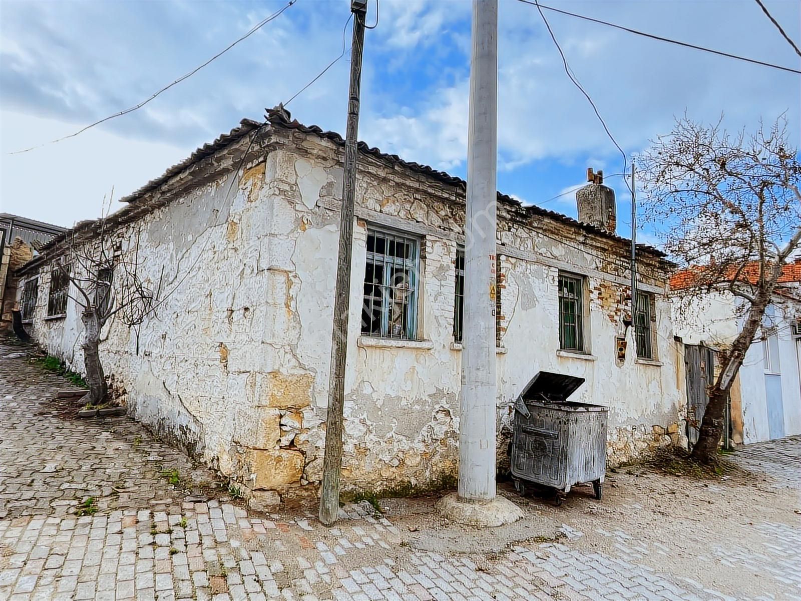 Bergama Zeytindağ Satılık Müstakil Taş Ev Ve Arsası - Görsel 5