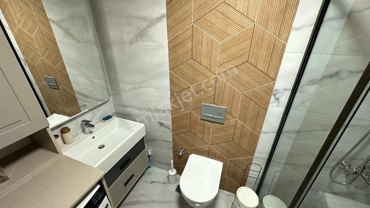 Bağlıca’nın Kalbinde, Modern Ve Konforlu 2+1 Daire Kiralık! - Görsel 12