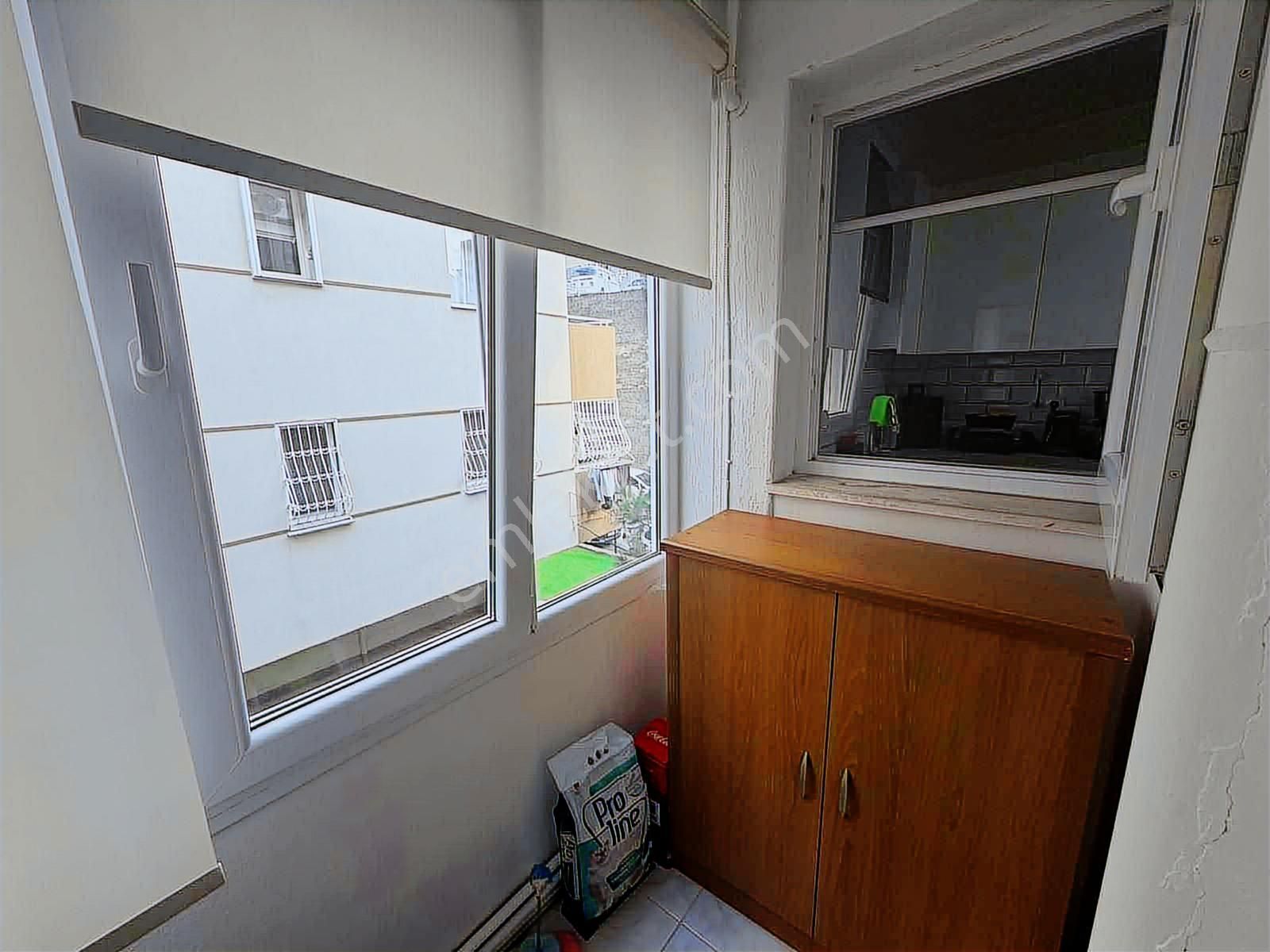 İzmir Poligon Mahallesinde Geniş Ferah 2+1 Daıre - Görsel 14