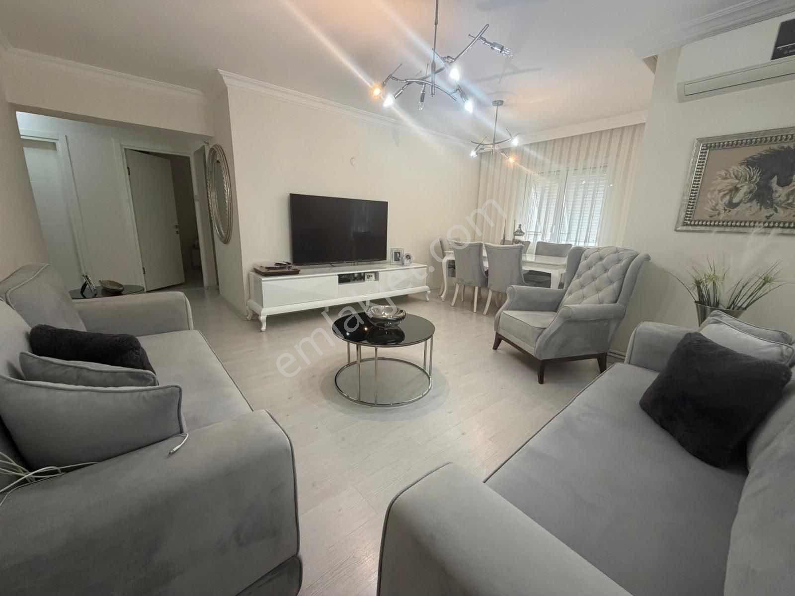 İzmir Poligon Mahallesinde Geniş Ferah 2+1 Daıre - Görsel 29