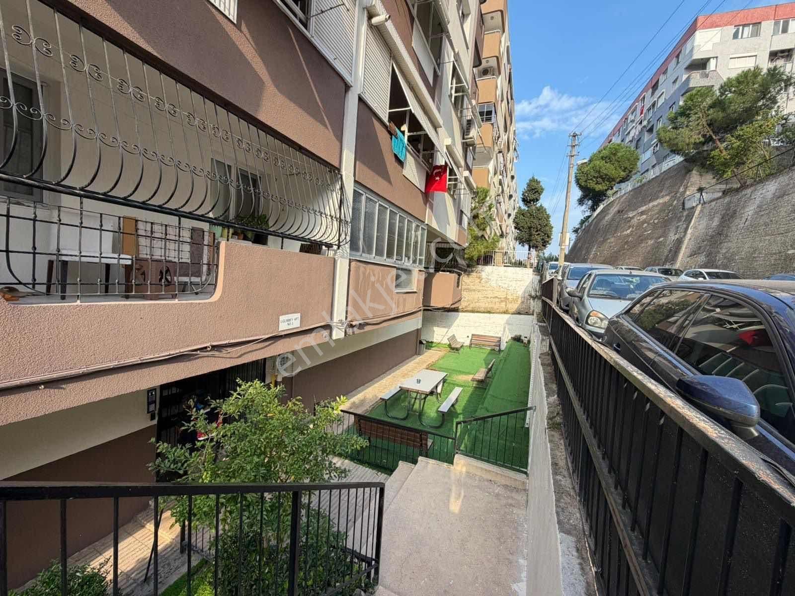 İzmir Poligon Mahallesinde Geniş Ferah 2+1 Daıre - Görsel 10