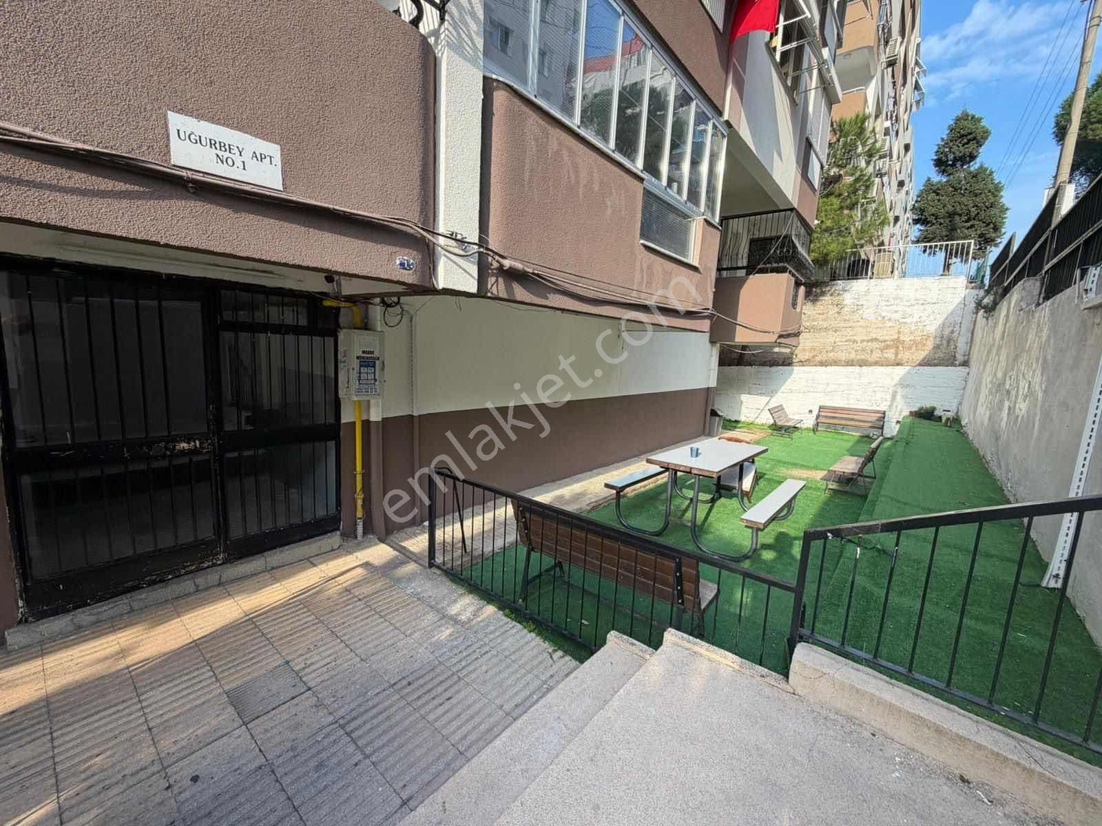 İzmir Poligon Mahallesinde Geniş Ferah 2+1 Daıre - Görsel 20