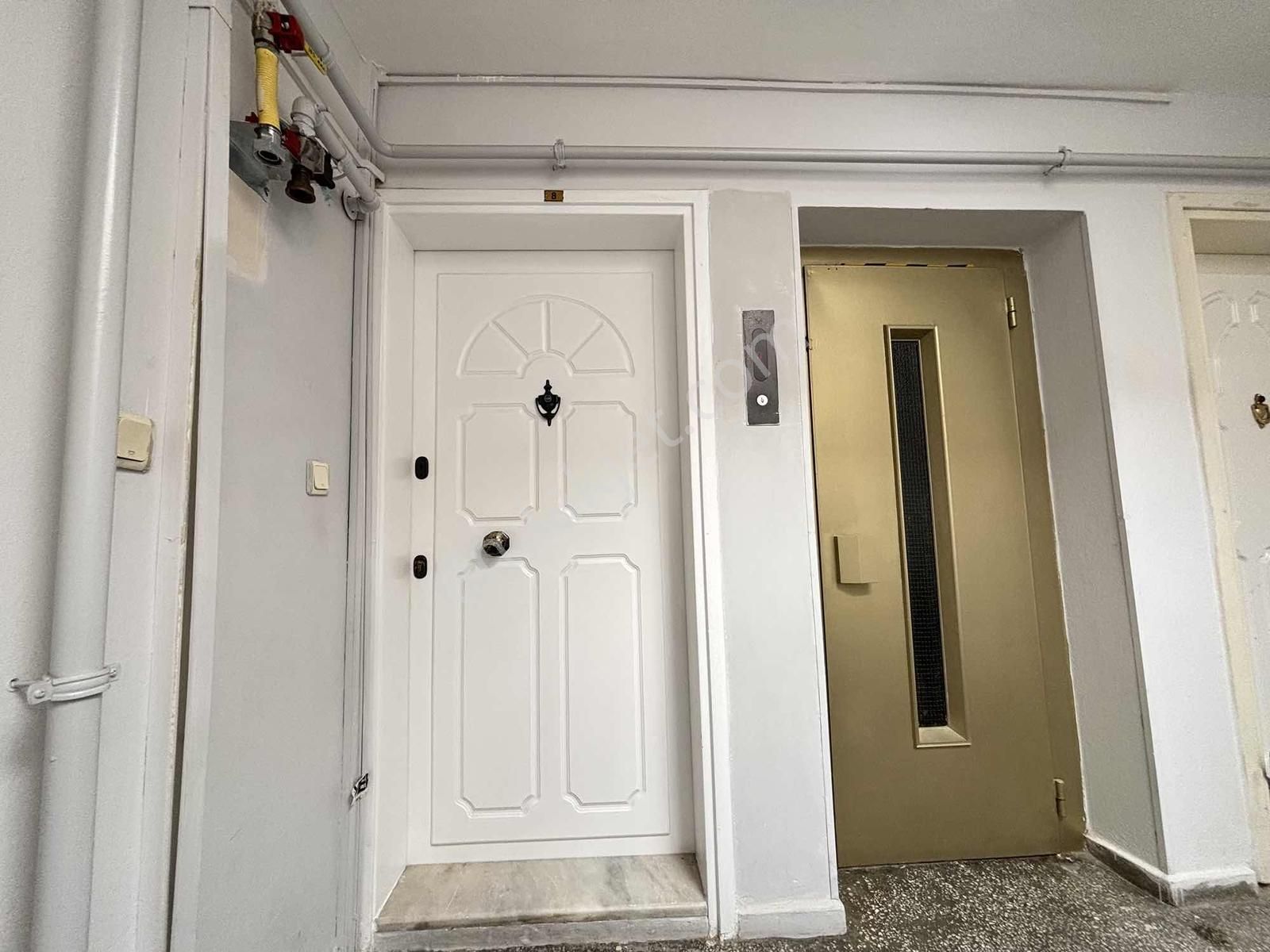 Denizmende İstinye Park Yakınında Asansörlü 3+1 Kiralık Daire - Görsel 16