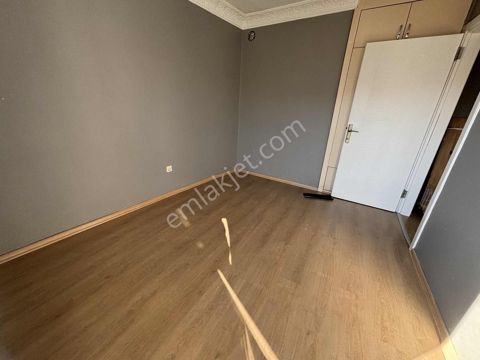 Denizmende İstinye Park Yakınında Asansörlü 3+1 Kiralık Daire - Görsel 15
