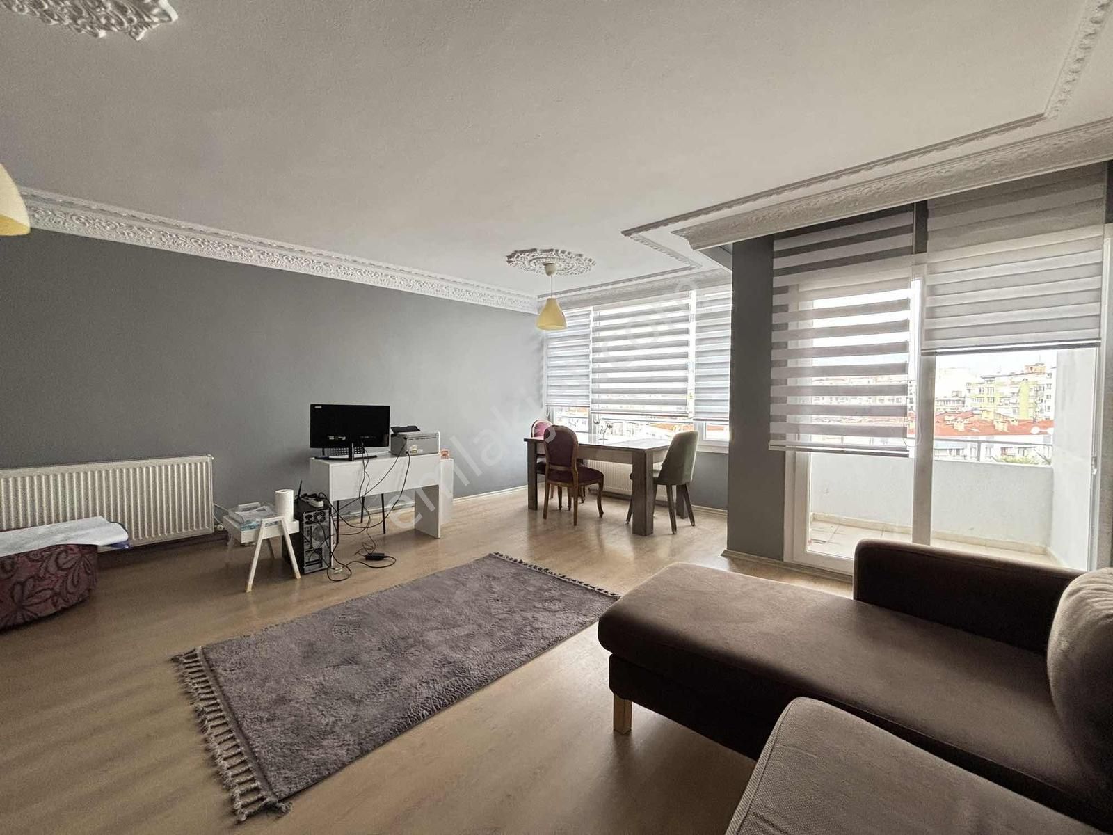 Denizmende İstinye Park Yakınında Asansörlü 3+1 Kiralık Daire - Görsel 33