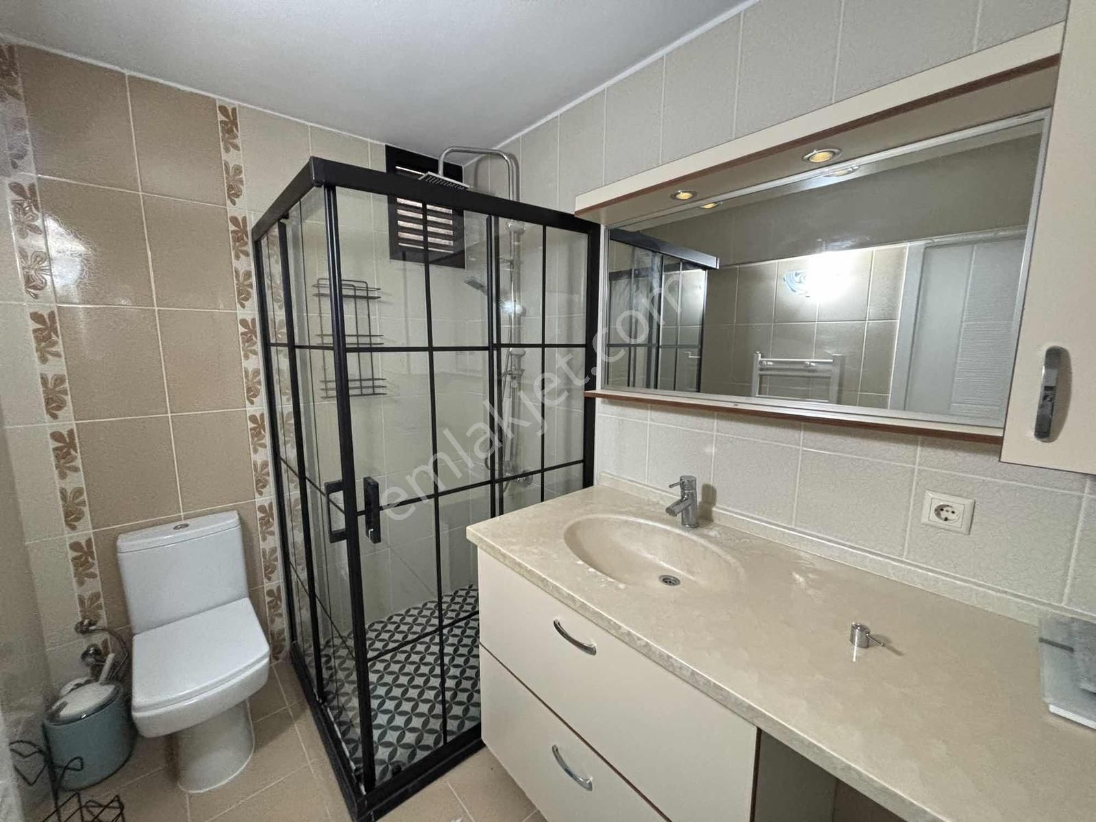 Denizmende İstinye Park Yakınında Asansörlü 3+1 Kiralık Daire - Görsel 20