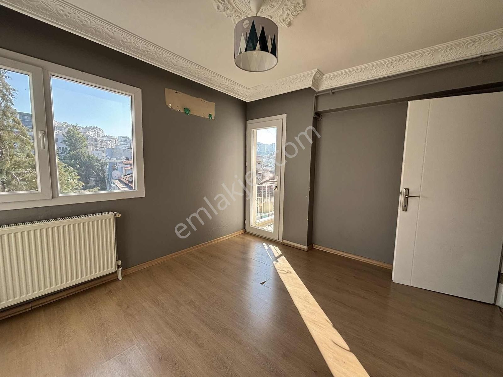 Denizmende İstinye Park Yakınında Asansörlü 3+1 Kiralık Daire - Görsel 8