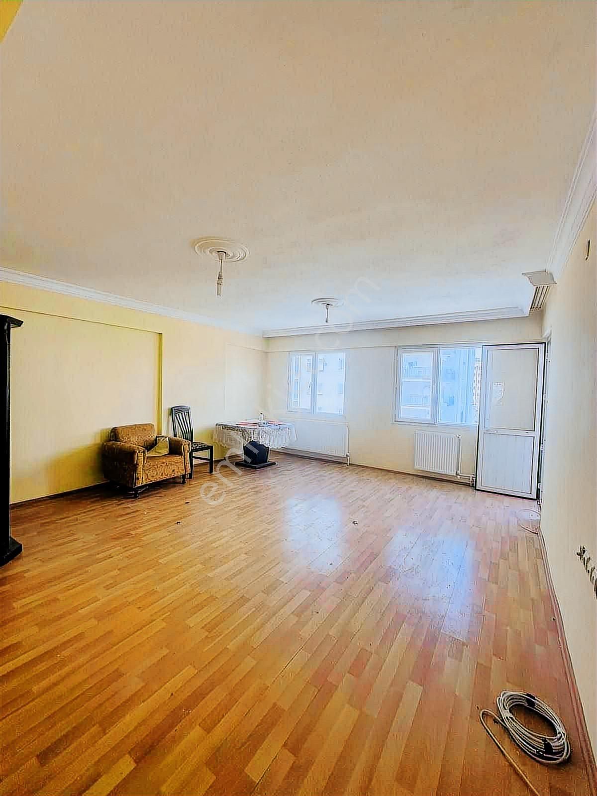 Buca Yenigün Mahallesin'de 3+1 Kiralık Daıre - Görsel 7