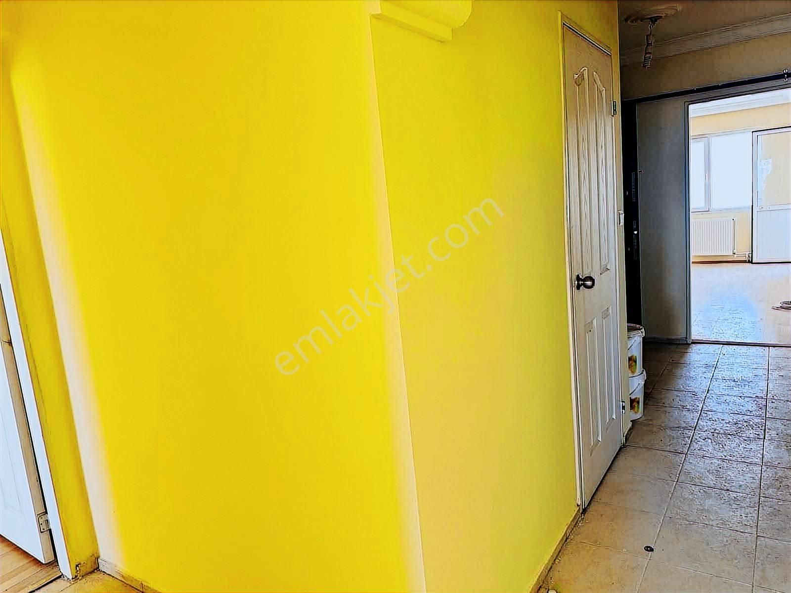 Buca Yenigün Mahallesin'de 3+1 Kiralık Daıre - Görsel 12